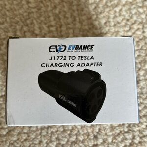 Tesla charging adapter by EVDance NIB